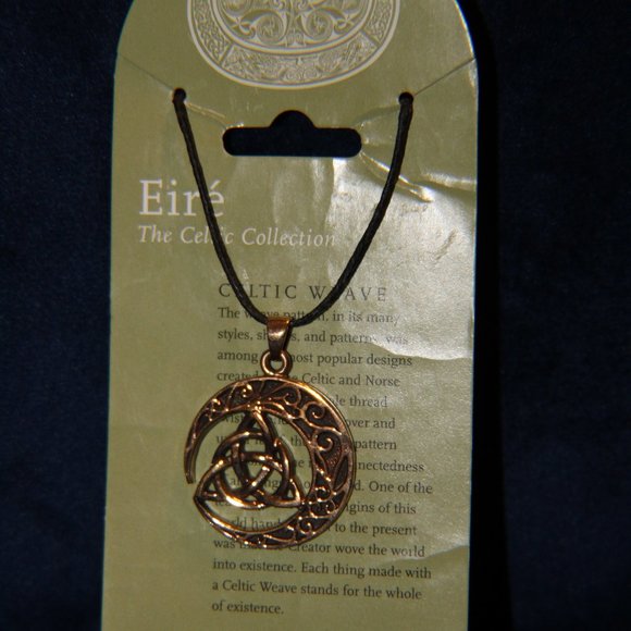 Eire- The Celtic Co.- Celtic Weave - Picture 2 of 3